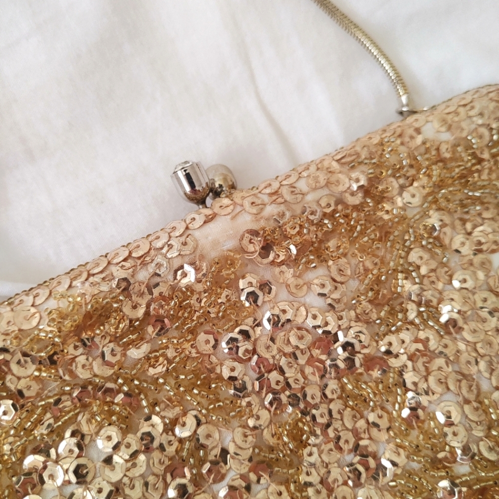 Vintage Gold Sequin Clutch Wristlet - Picture 6 of 11